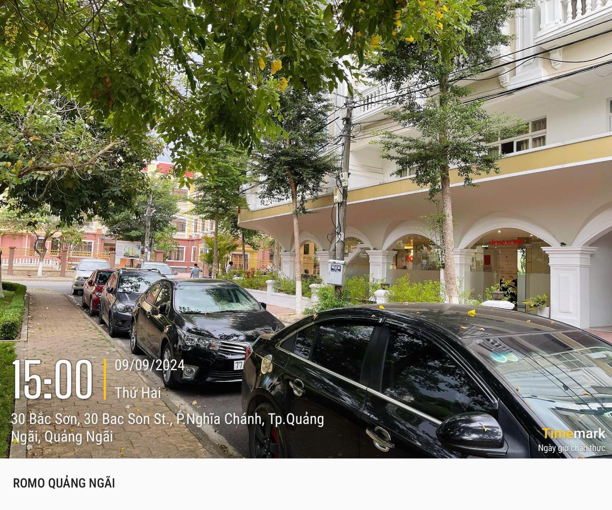 Khach San Romo Hotel Quang Ngai Exterior photo