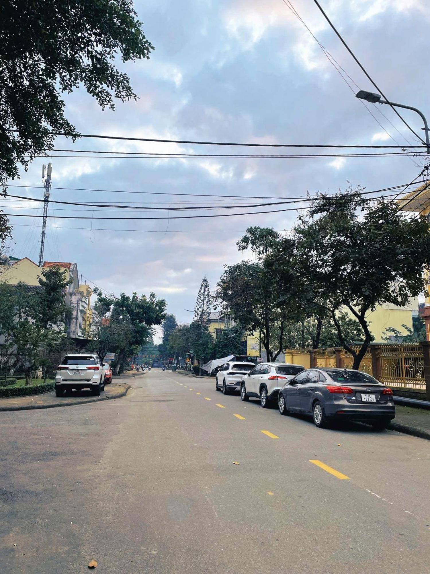 Khach San Romo Hotel Quang Ngai Exterior photo